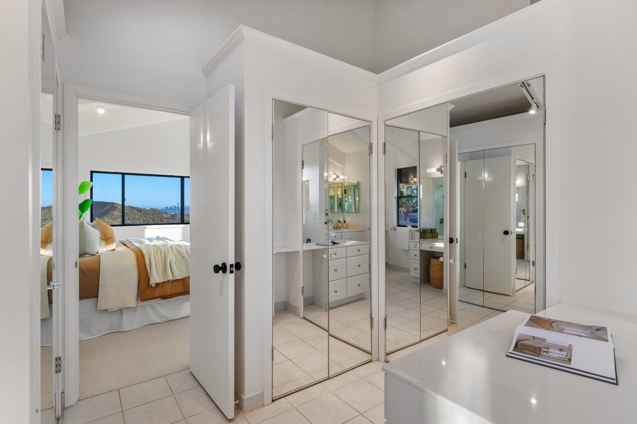 Sweeping Views of San Francisco and the Golden Gate Bridge