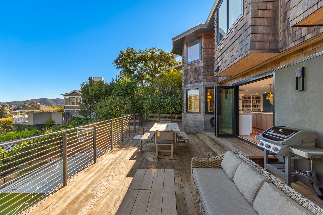 Stylish and Renovated Belvedere Beauty