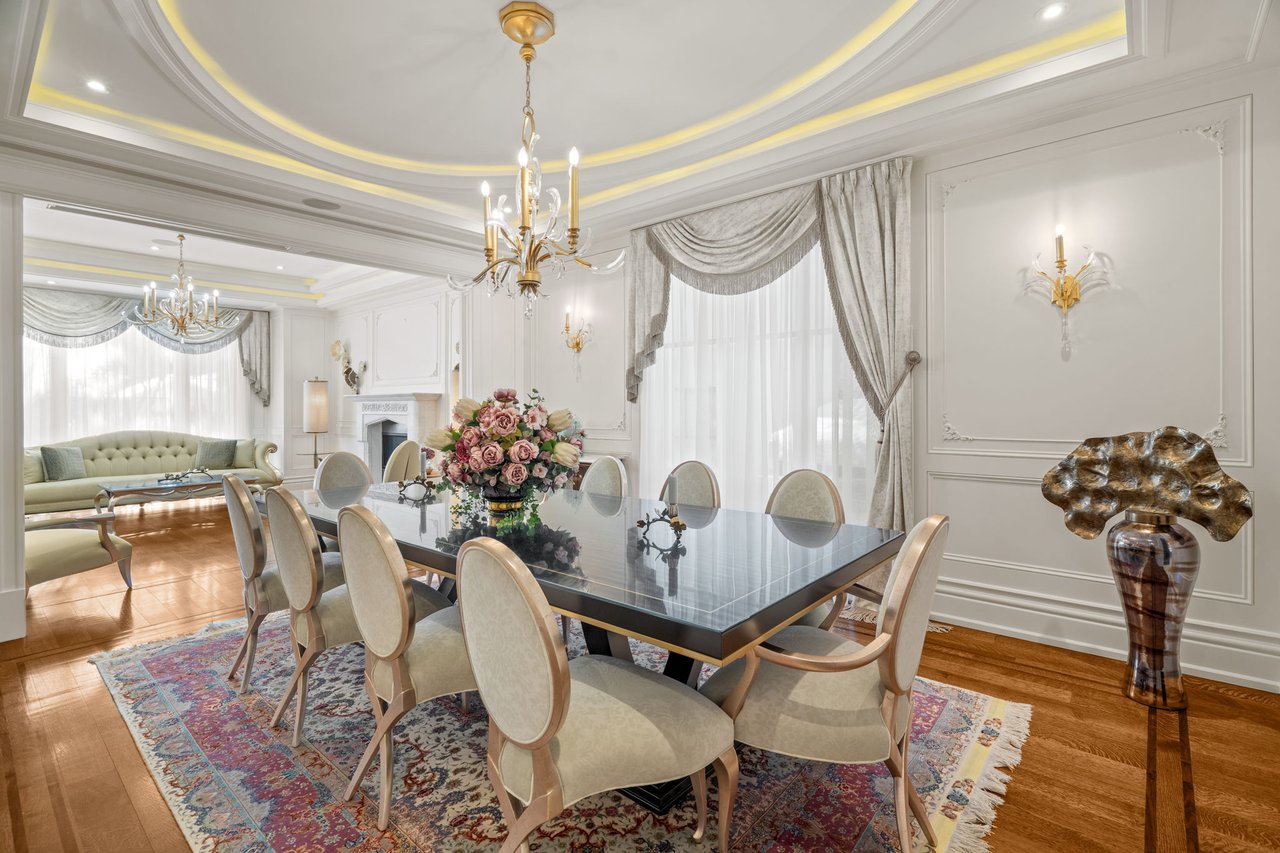 A Rare Ravine Estate