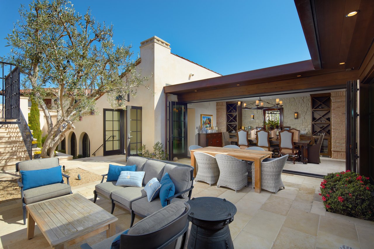 17 Pacific Ridge Place