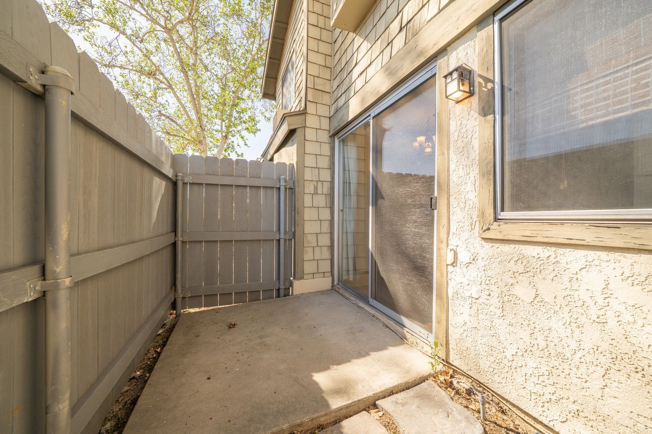 960 E Bonita Avenue 91