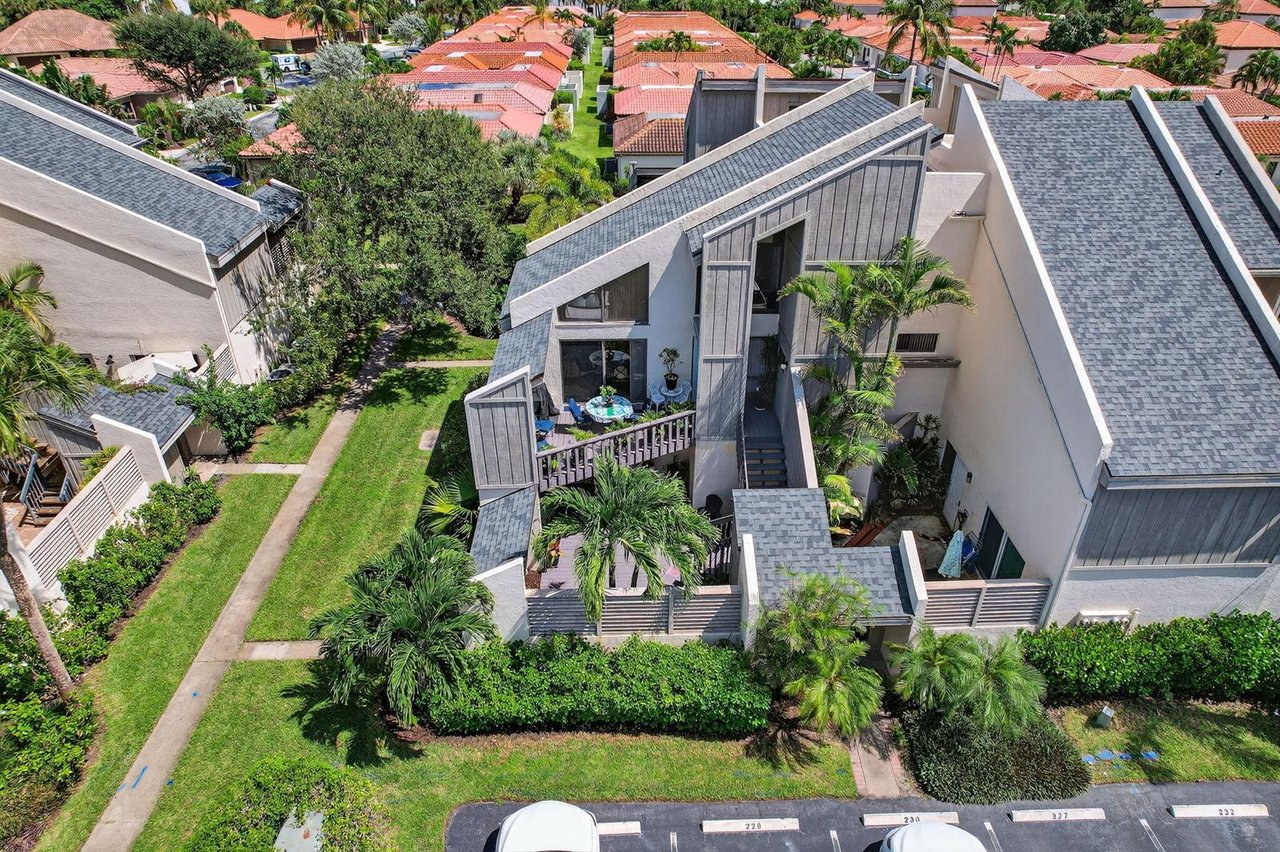 1605 S US Highway 1 Apt 8E