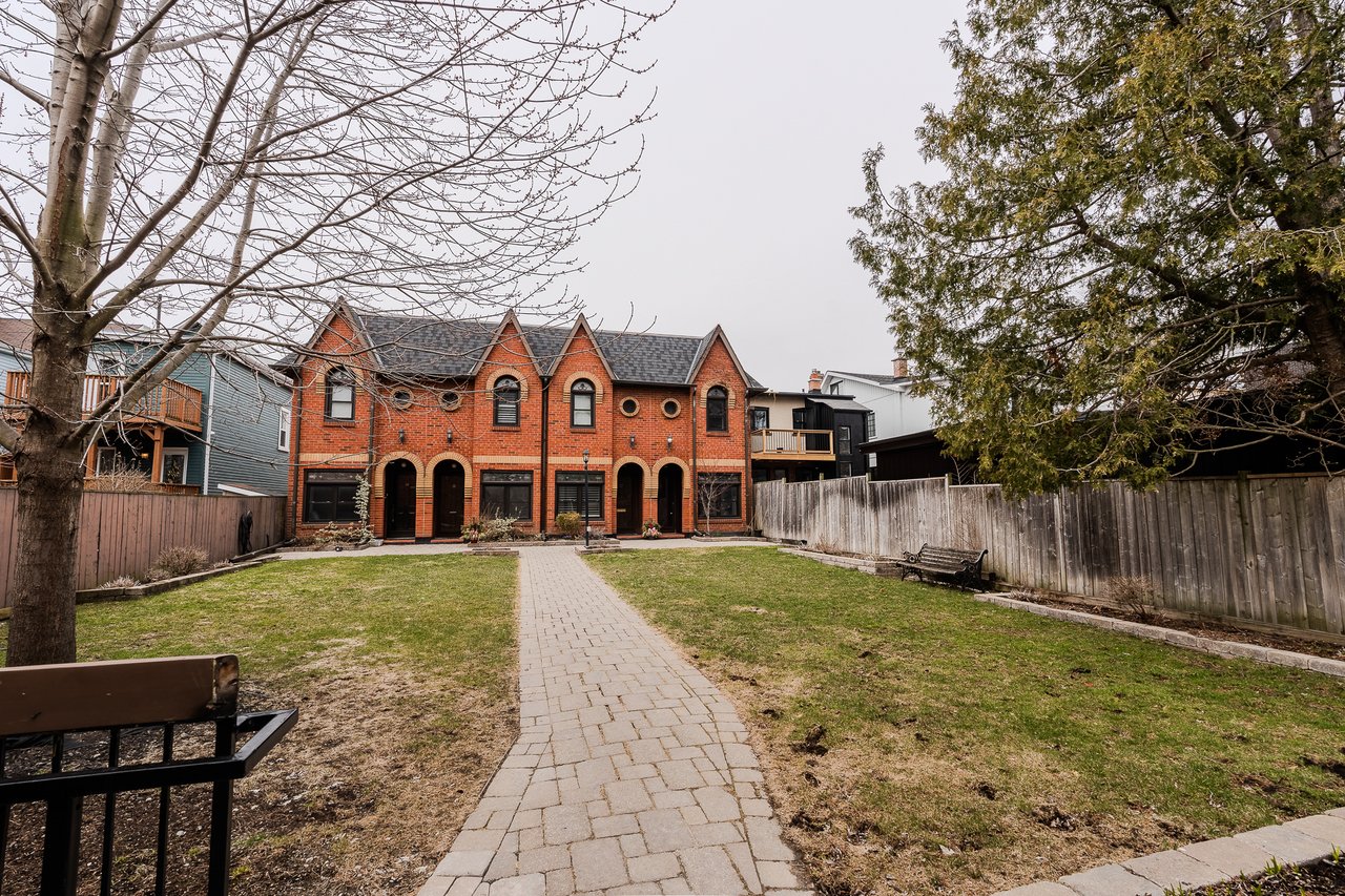TH11-10 Buller Ave