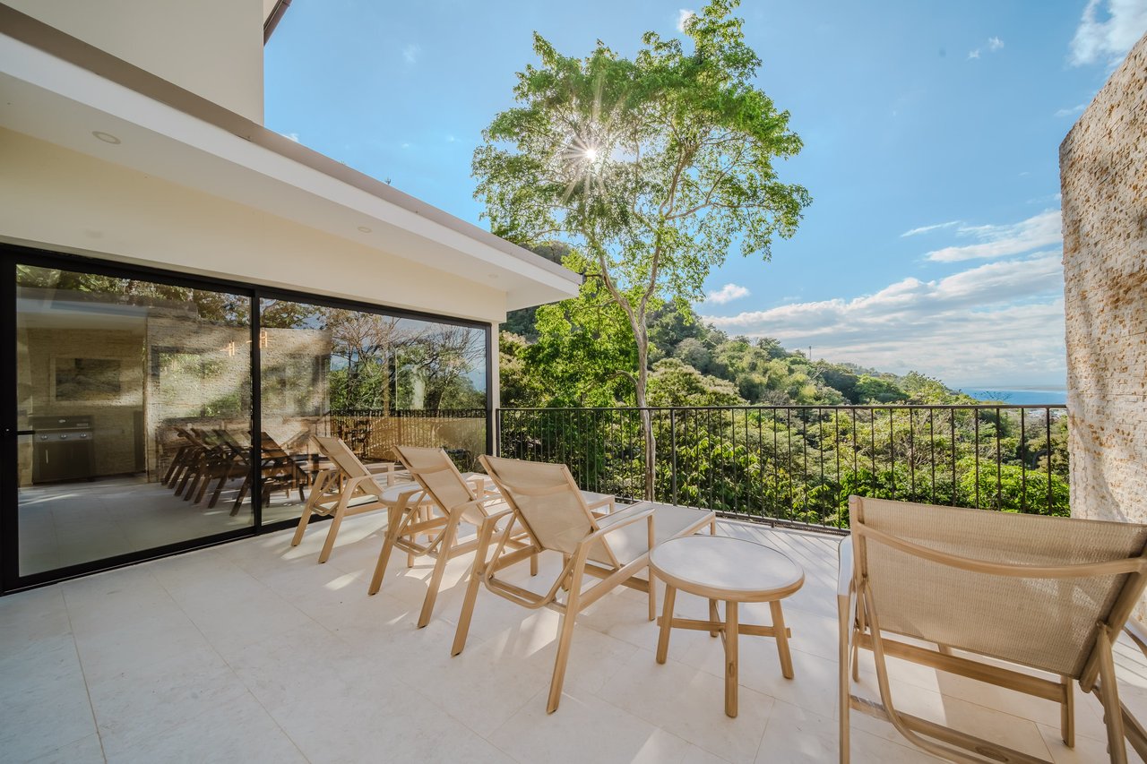 American luxury where the mountains meet the Pacific