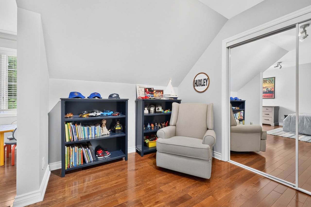 1492 Broadmoor Ave