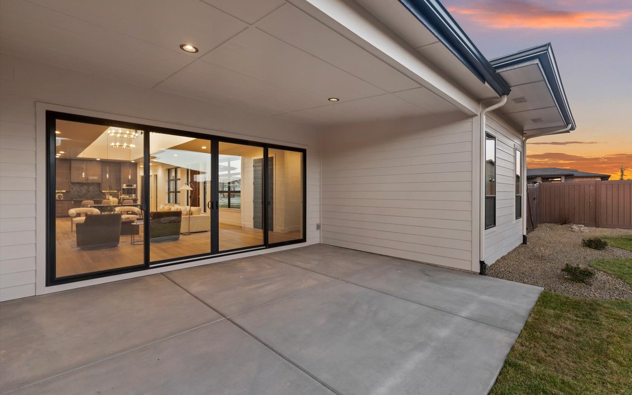 New Construction Home With Volcano Granite Island