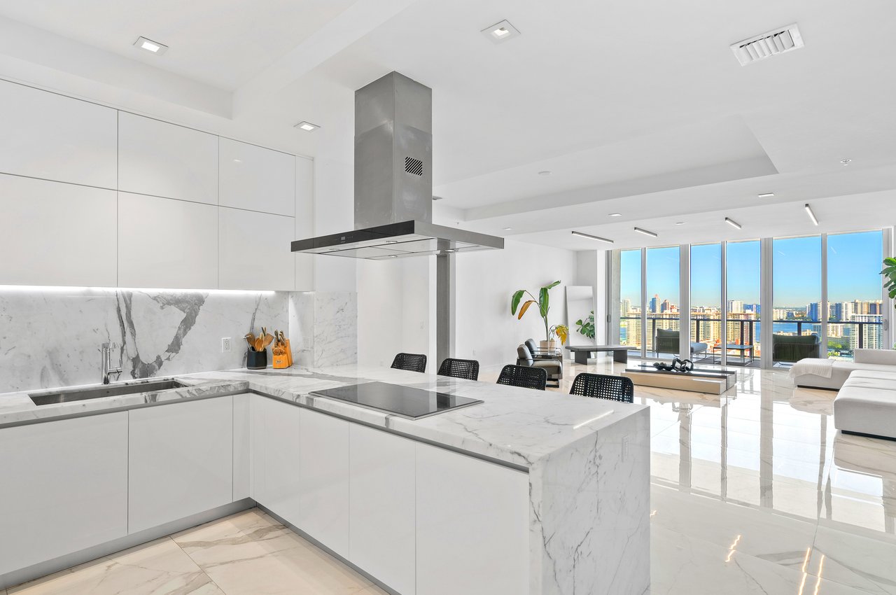 Parque Towers Penthouse 3