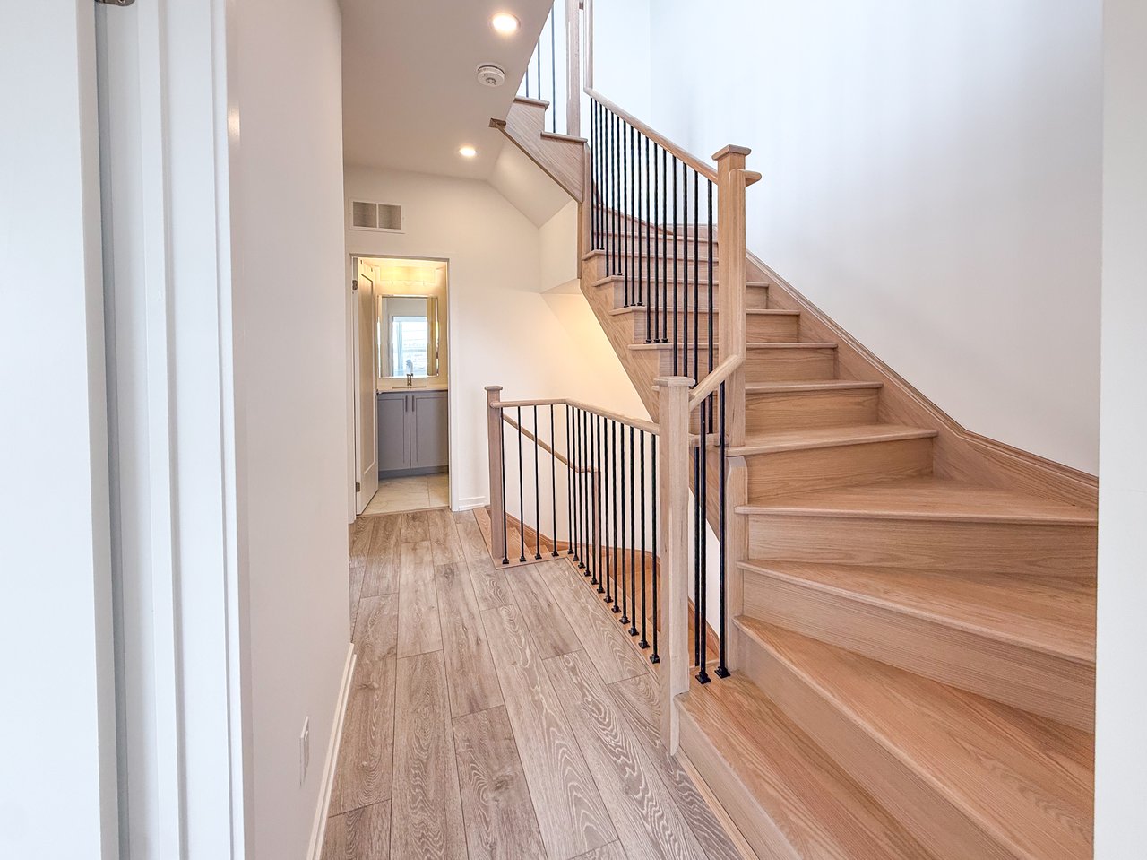 16 Lytham Green Circle