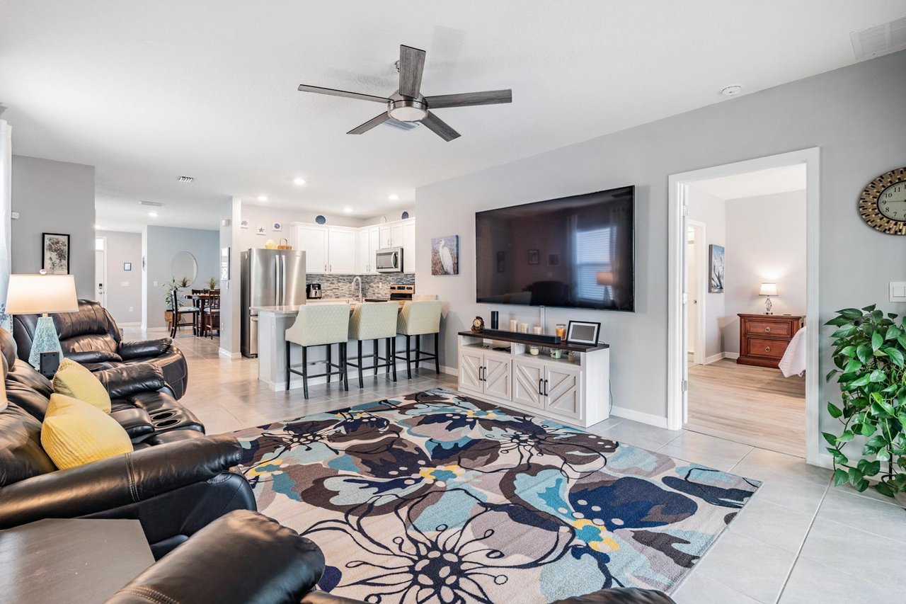 Turnkey Oasis in Epperson Lagoon