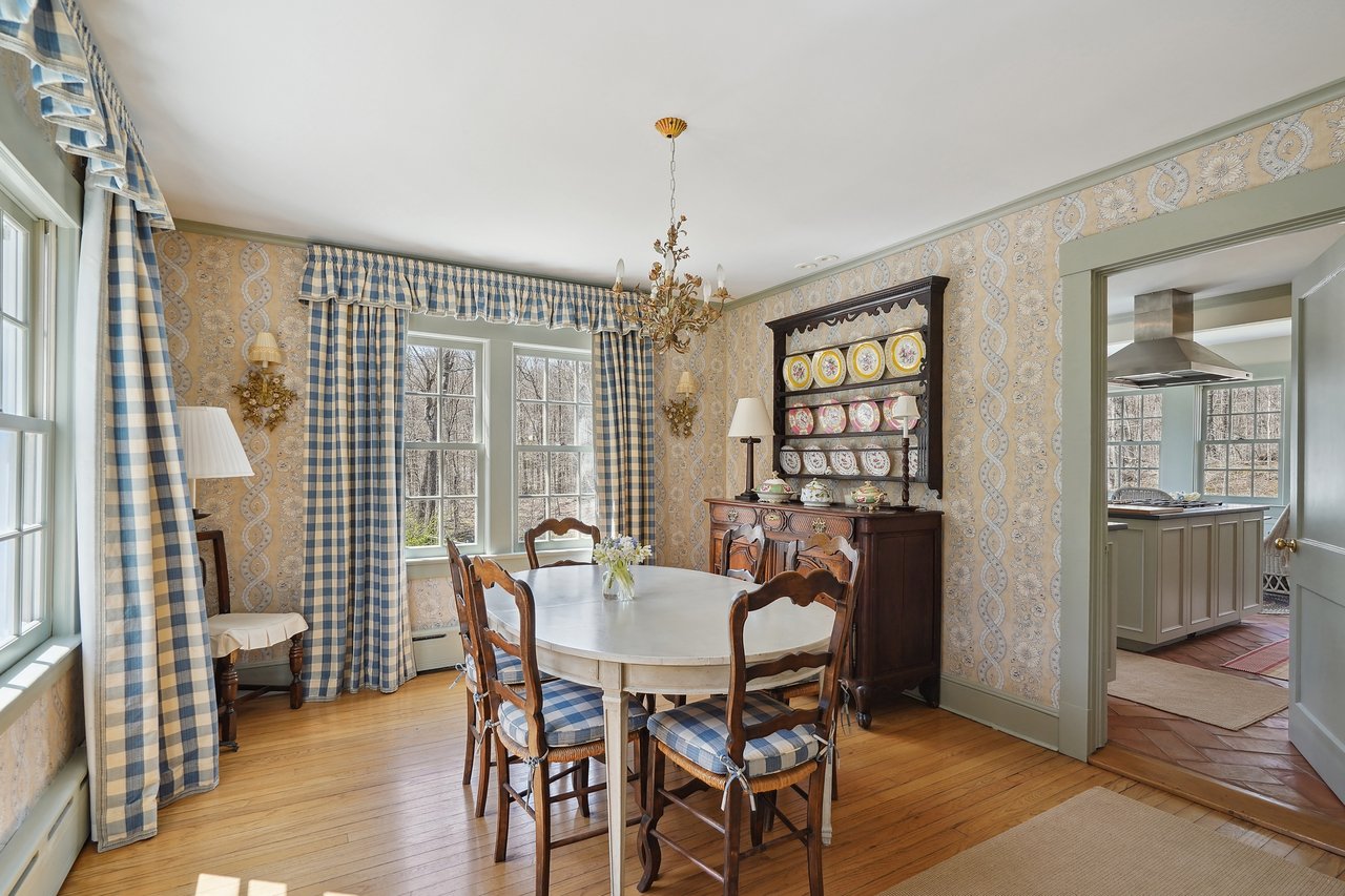 55 Mianus River Road