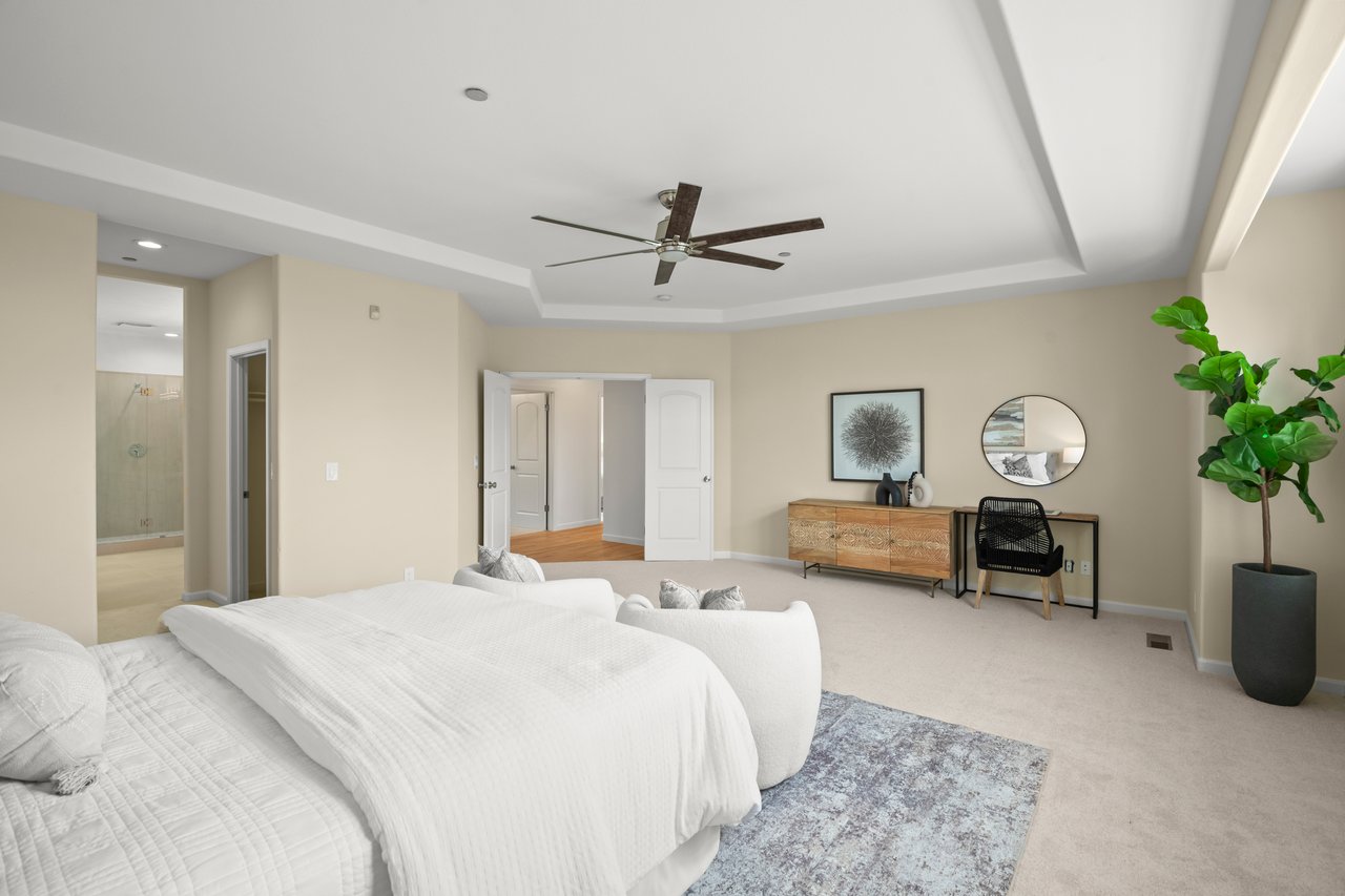 15855 Jackson Oaks Drive