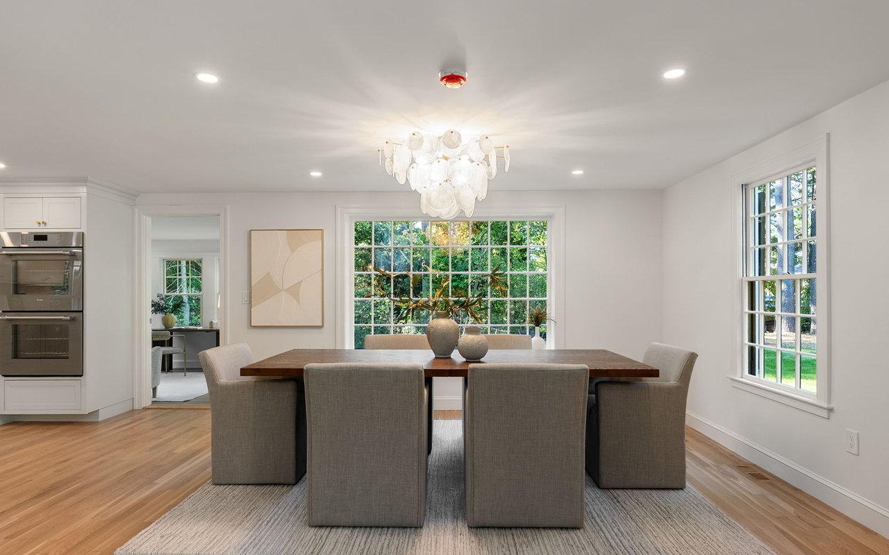 95 Sylvan Lane Weston, MA 02493