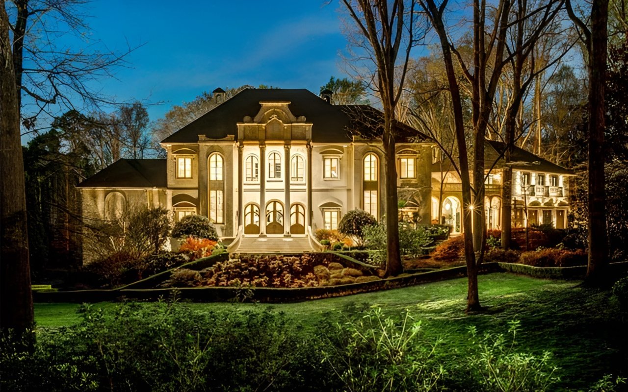 Check Out Dorsey Alston’s New Atlanta Luxury Home Listings for the Week