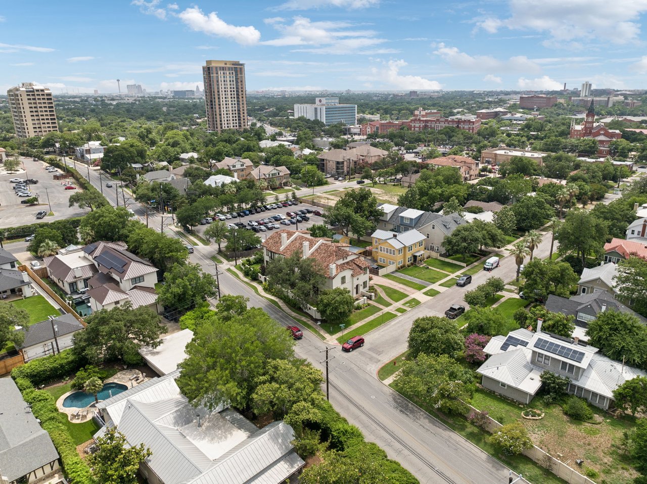 Alamo Heights walkability  drone view