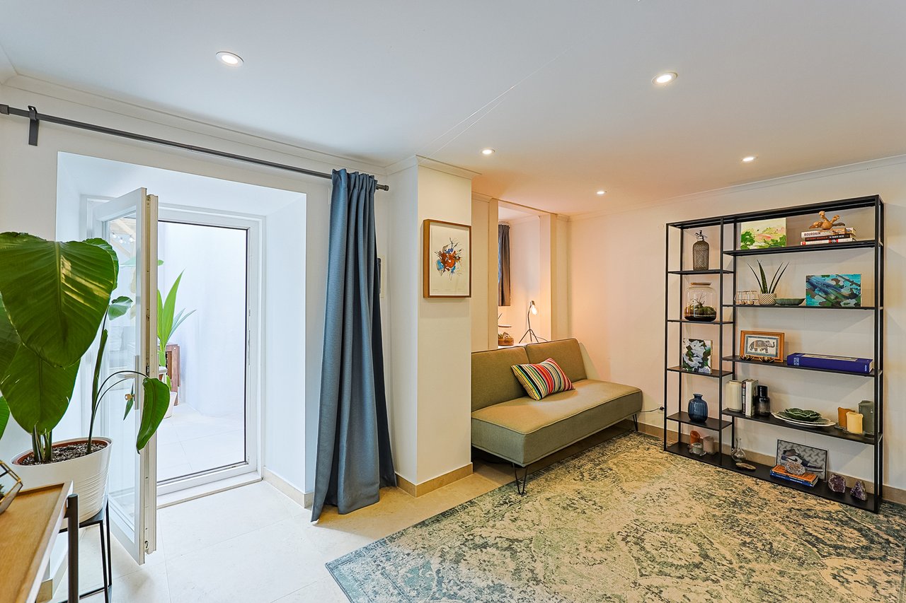 Trendy 1-Bedroom Duplex with Private Terrace in Lisbon’s Historic Heart