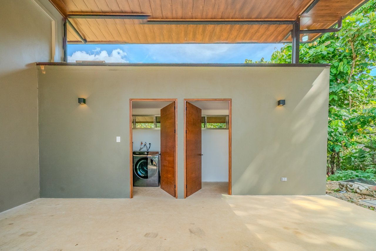 Brand New Tropical Jungle Home in Ojochal