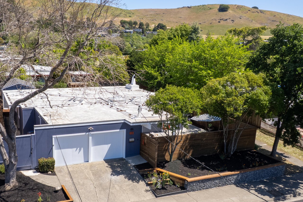 756 Del Ganado Rd