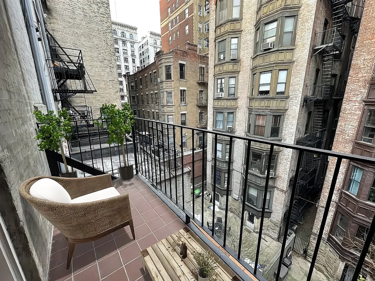 257 W 91st St, #4E