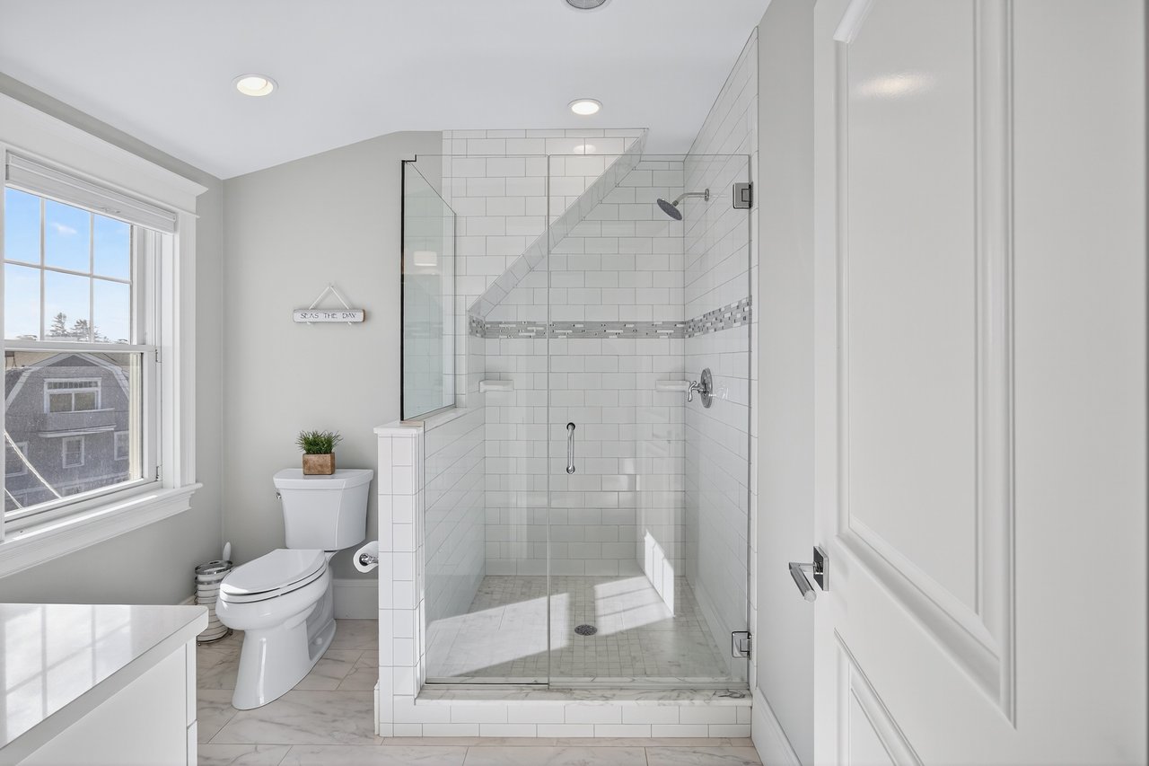 Private Beachfront Residence on Cape Cod Bay