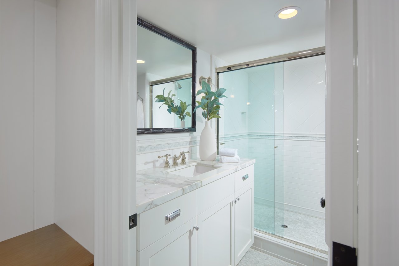 2 Royal Saint George Road
