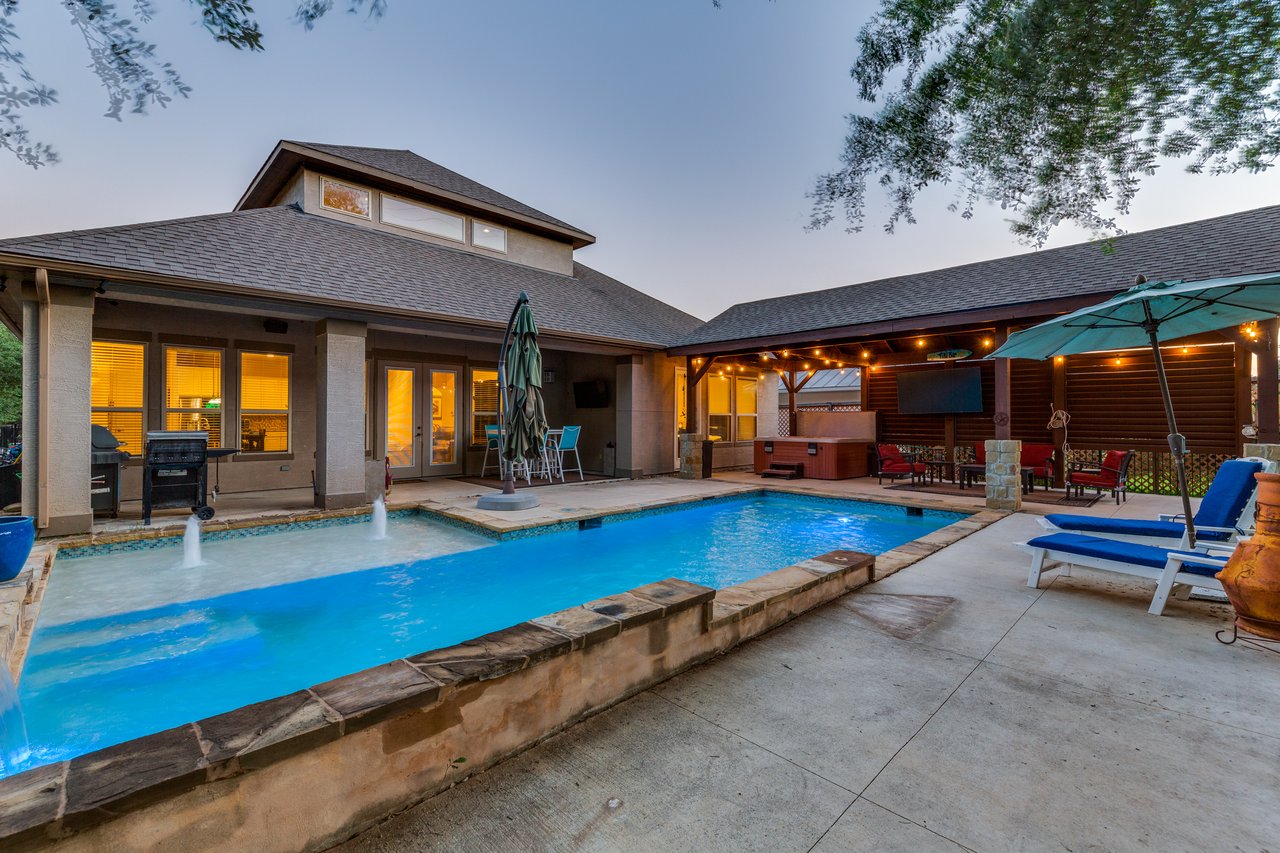 2319 Dunmore Hill