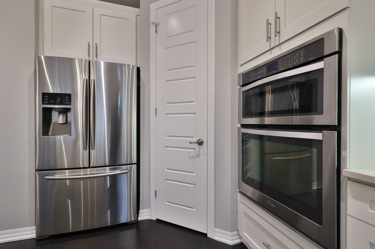 3205 Violet Gardens, Oakville