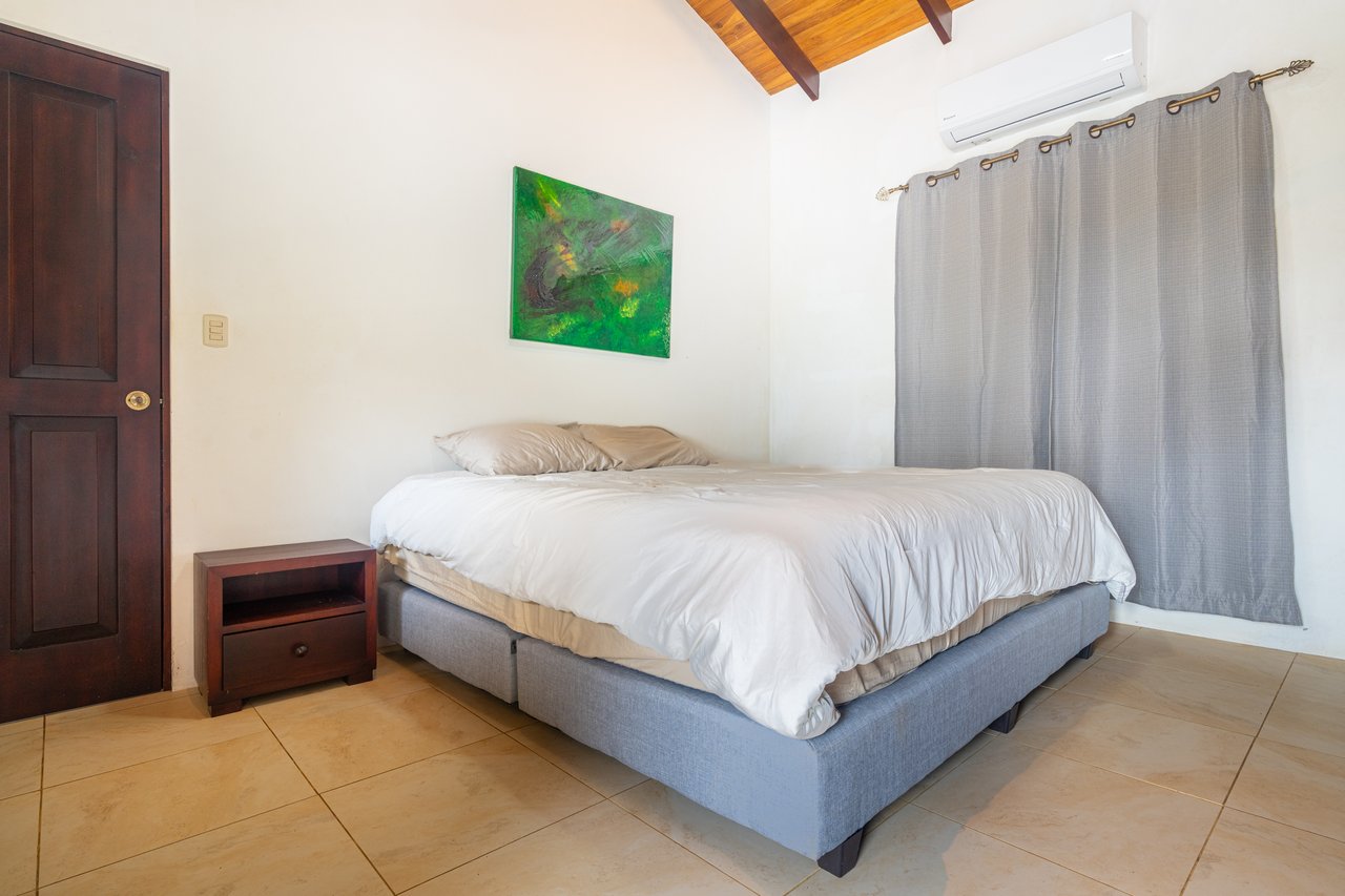 3 Bedroom home in Cinco Ventanas with Incredible Ocean View!