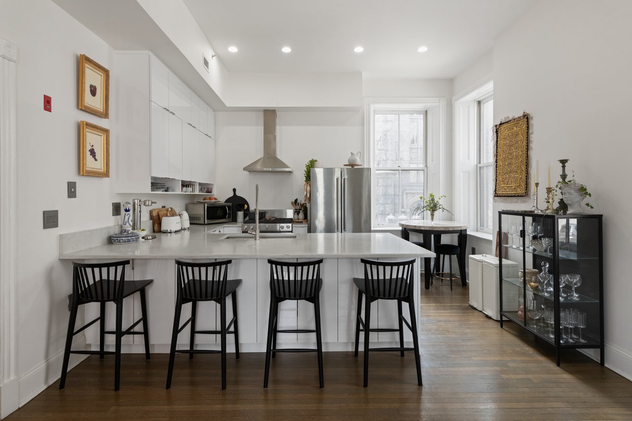 55 W Broadway, Unit 3