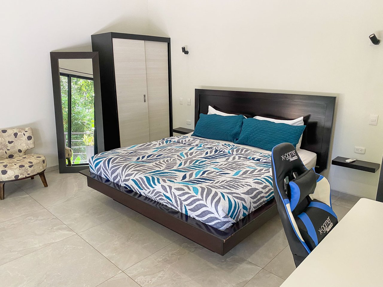 Tropical 4-Bedroom Home for Sale in Uvita | Pool & Airbnb Income