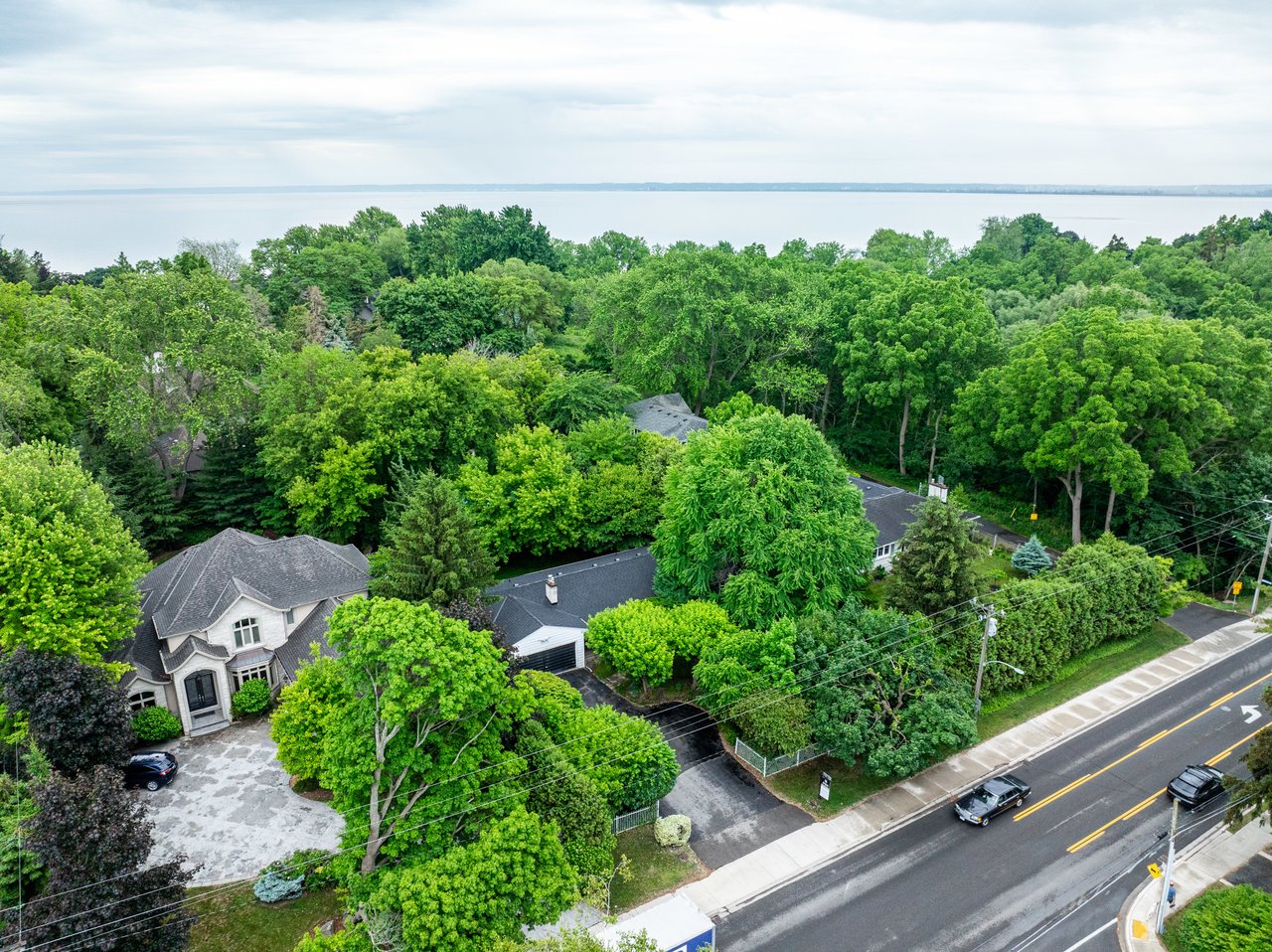 4312 Lakeshore Road, Burlington