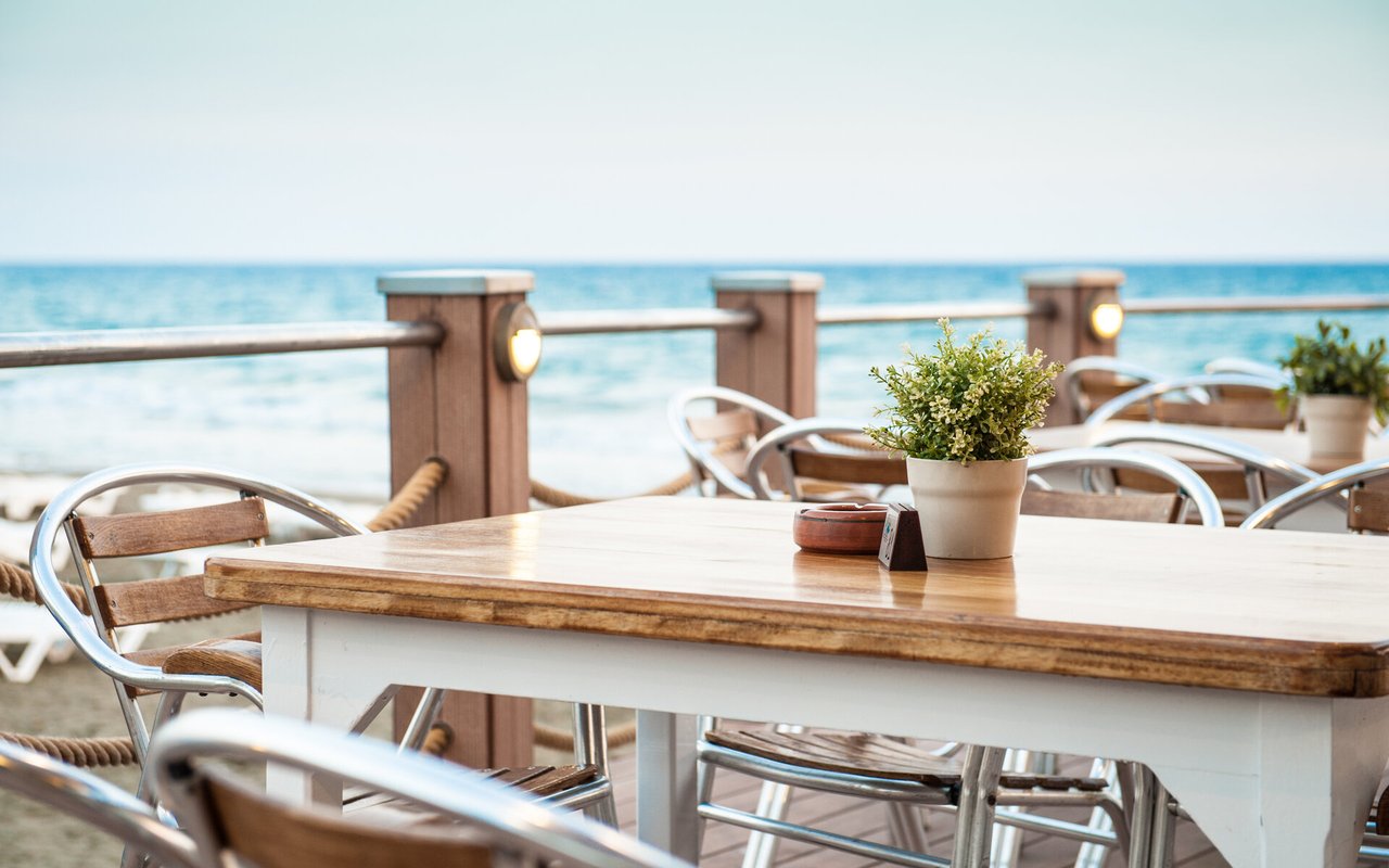 Marina Park Playground in Newport Beach | Restaurant, Community & Sailing Center on the Balboa Peninsula