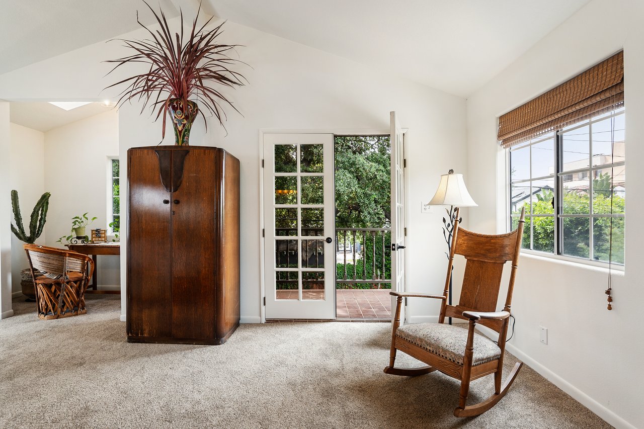 4333 Vantage Ave, Studio City