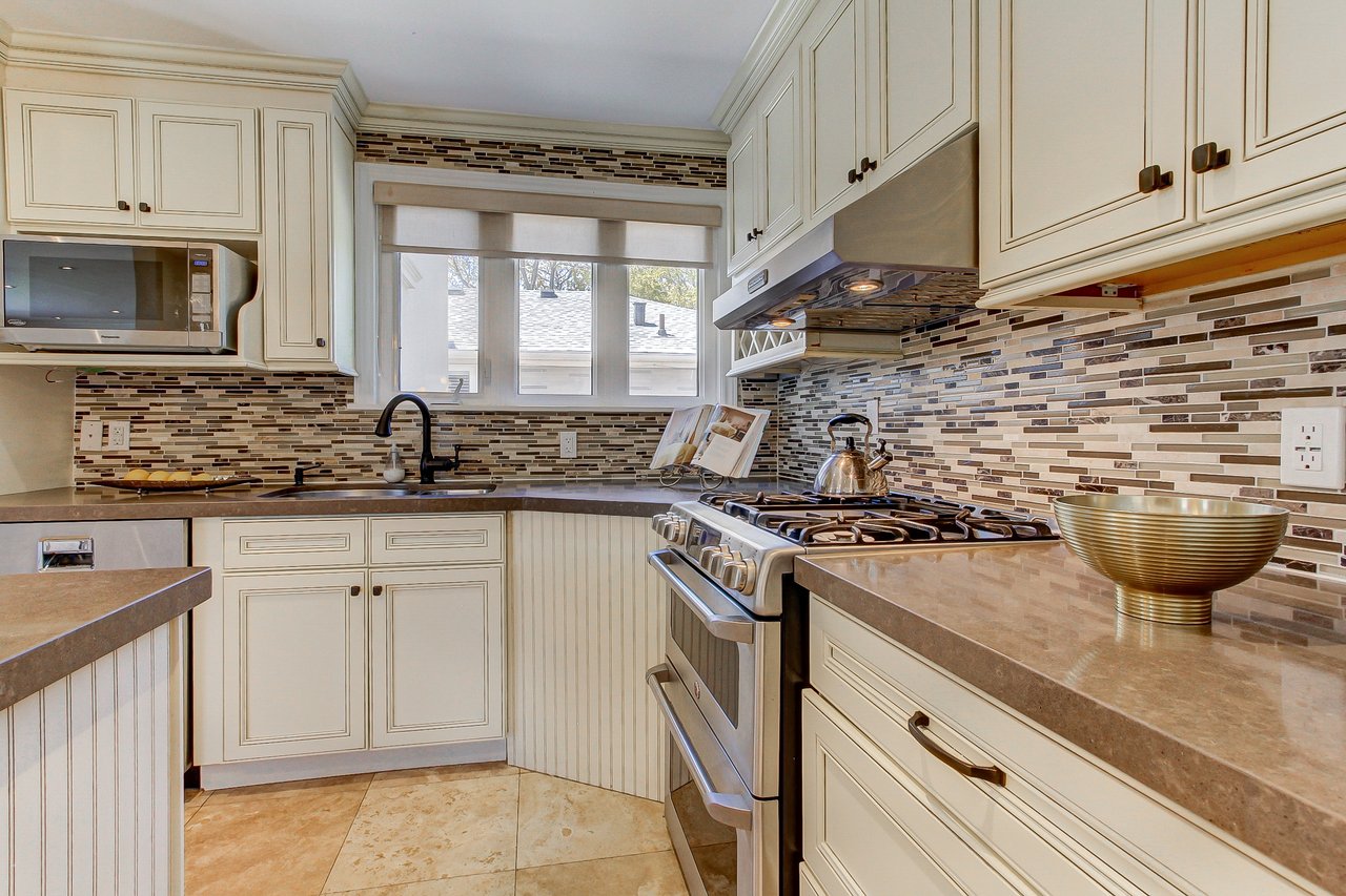 Executive/Family Home - Bathurst Manor 