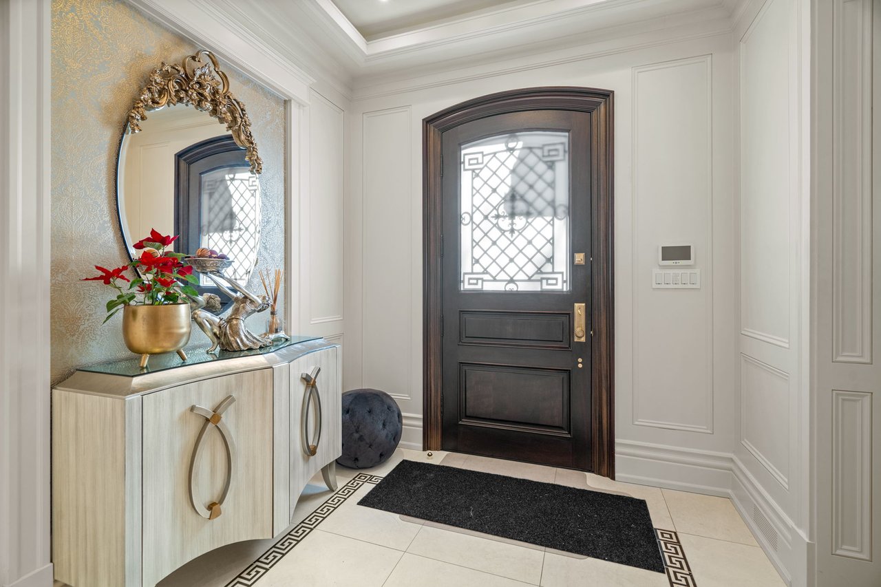 A Rare Ravine Estate