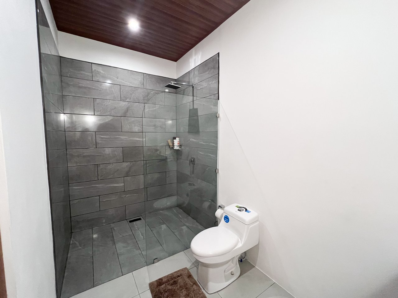 Clean, Modern Home Near Uvita Beach – Perfect Rental or Getaway