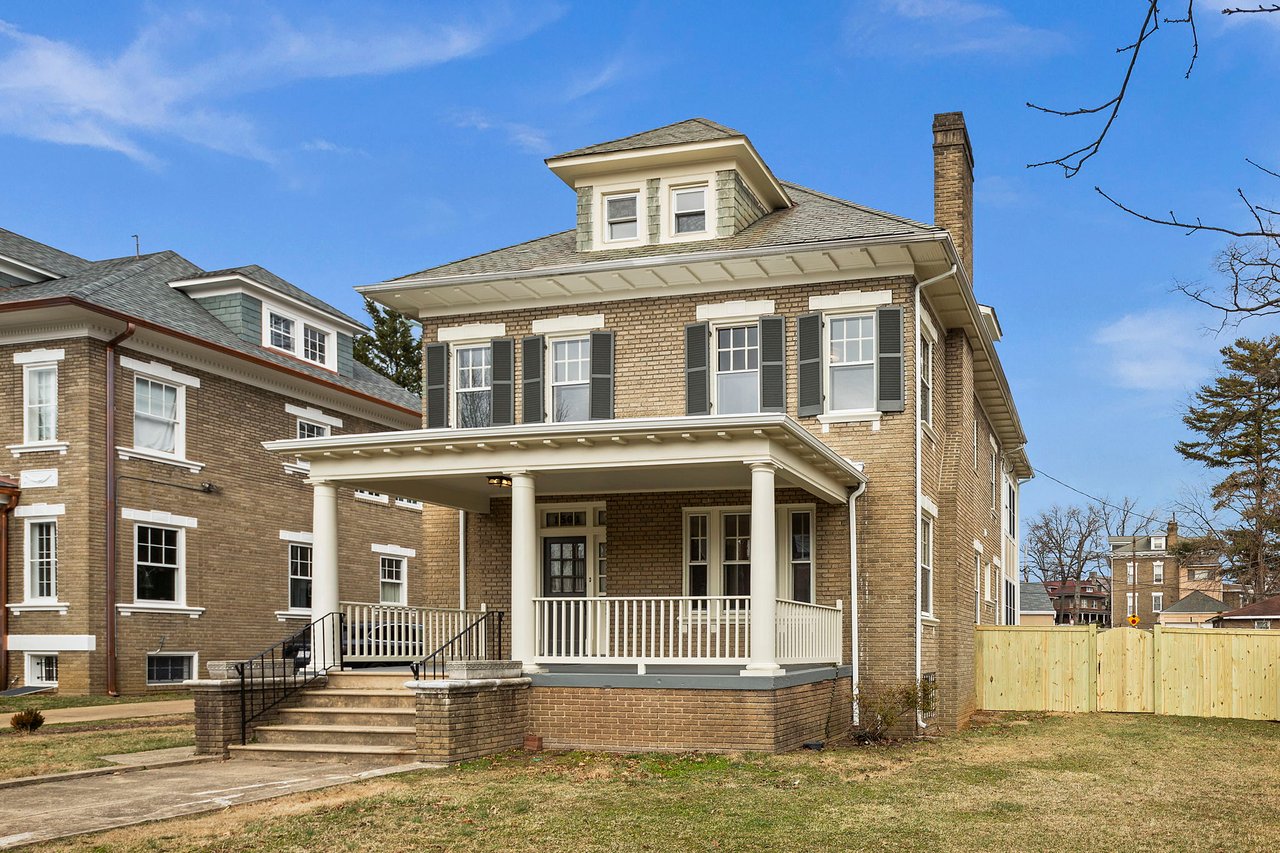 1501 Hamilton St NW