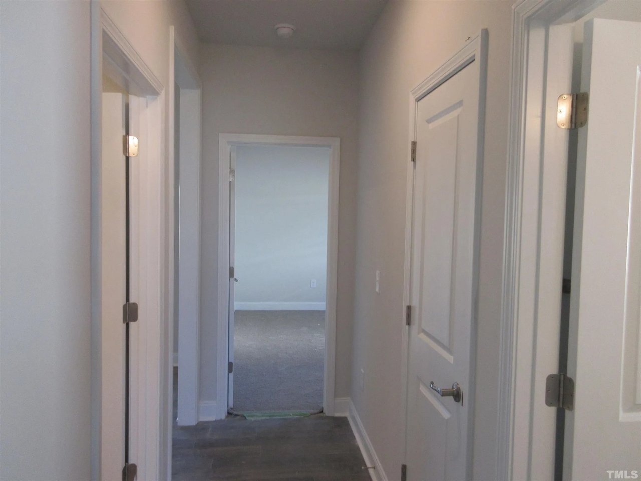 39 N Cousins Ct