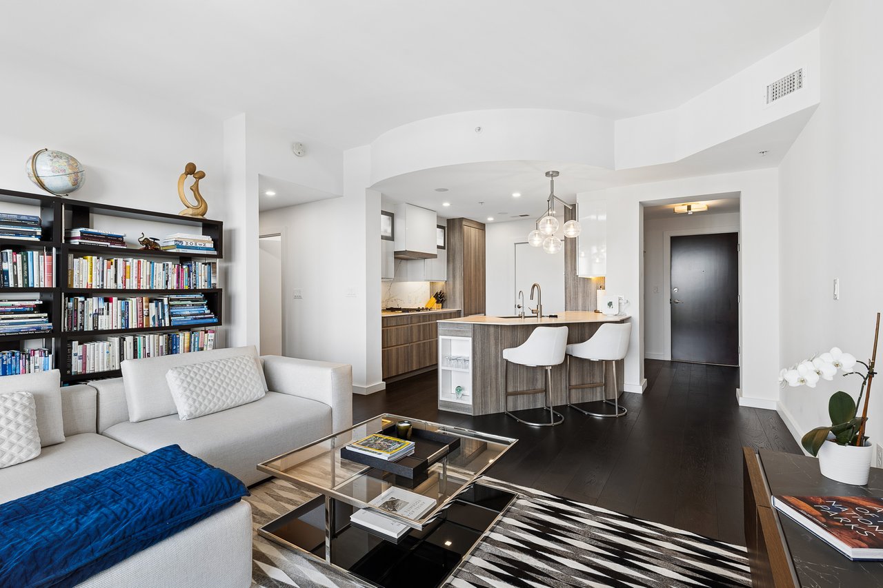 222 12th Street NE Unit 2105