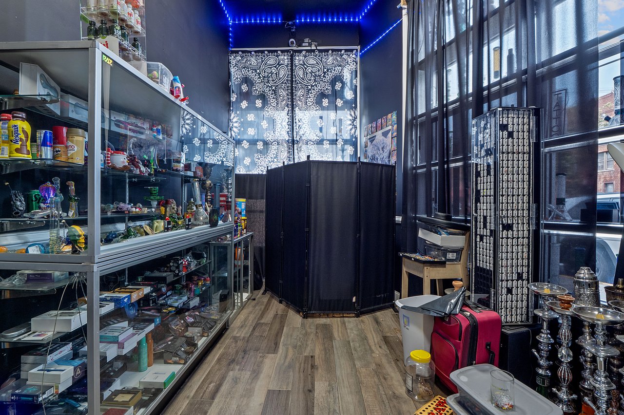 Fully Built-Out Smoke Shop | Turnkey Business Opportunity