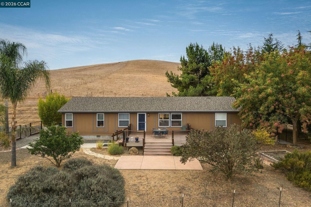 7450 Johnston Rd