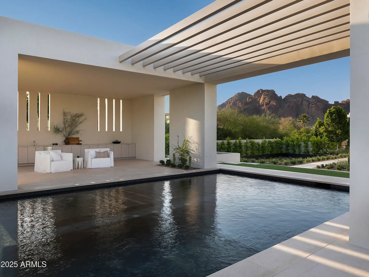 4510 E Maderos Del Cuenta Dr