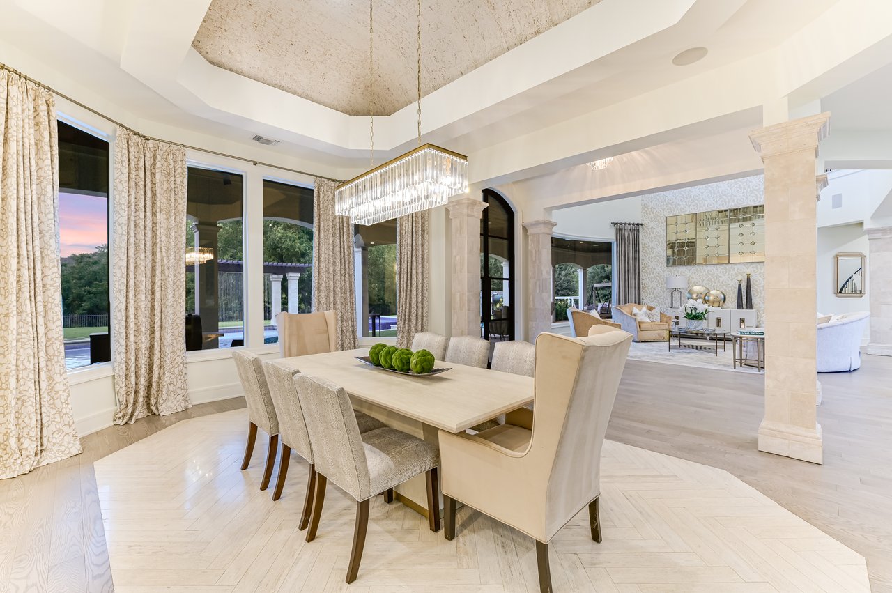 Extraordinary Lake Austin Compound