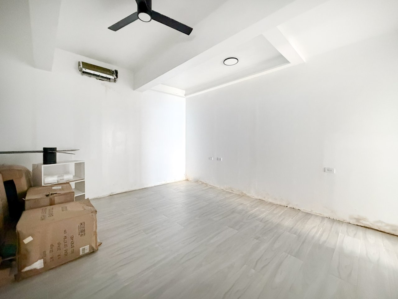 1104 Belle Vue 2 Bedroom Apartment