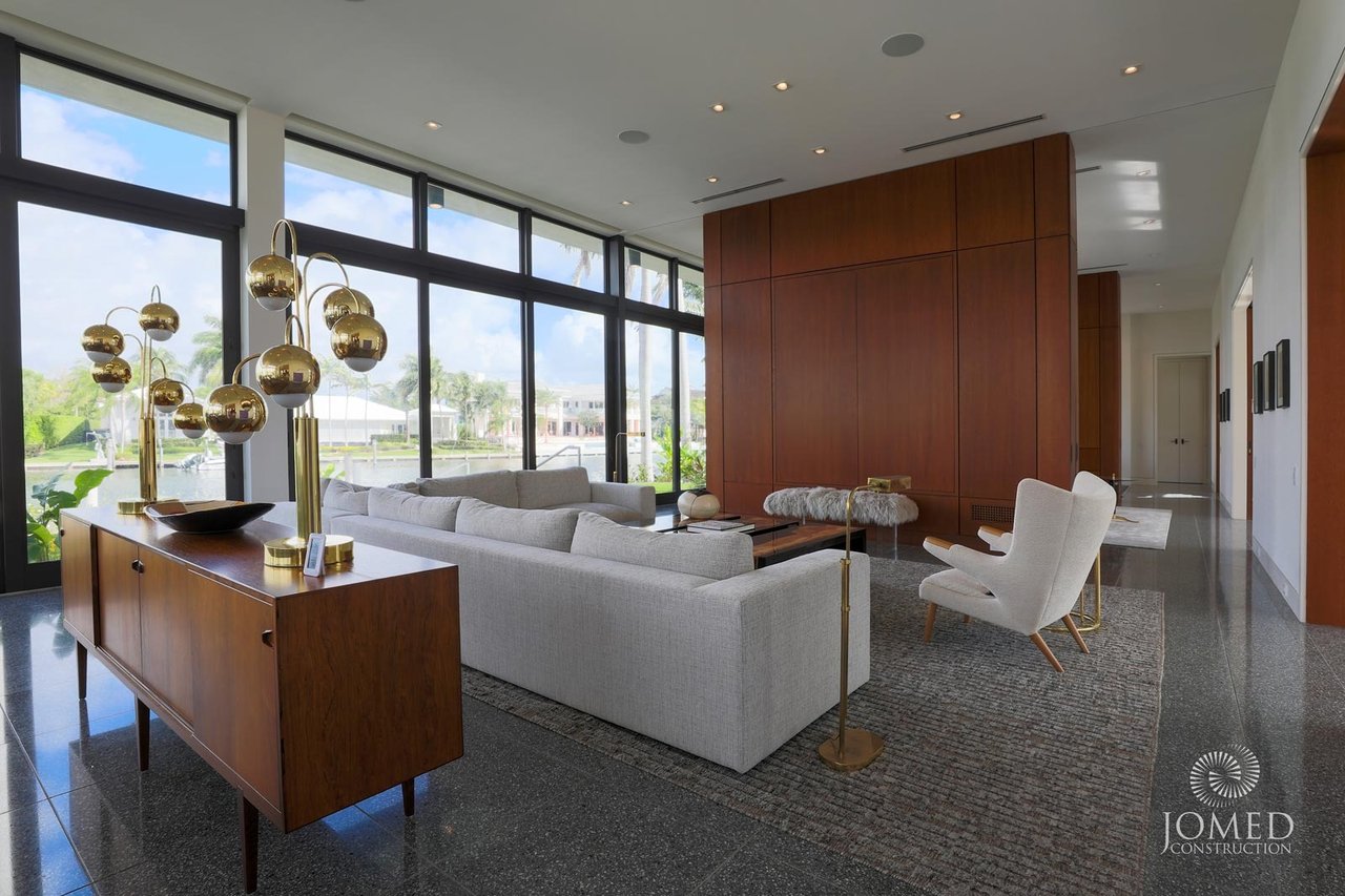 Mid Century Modern