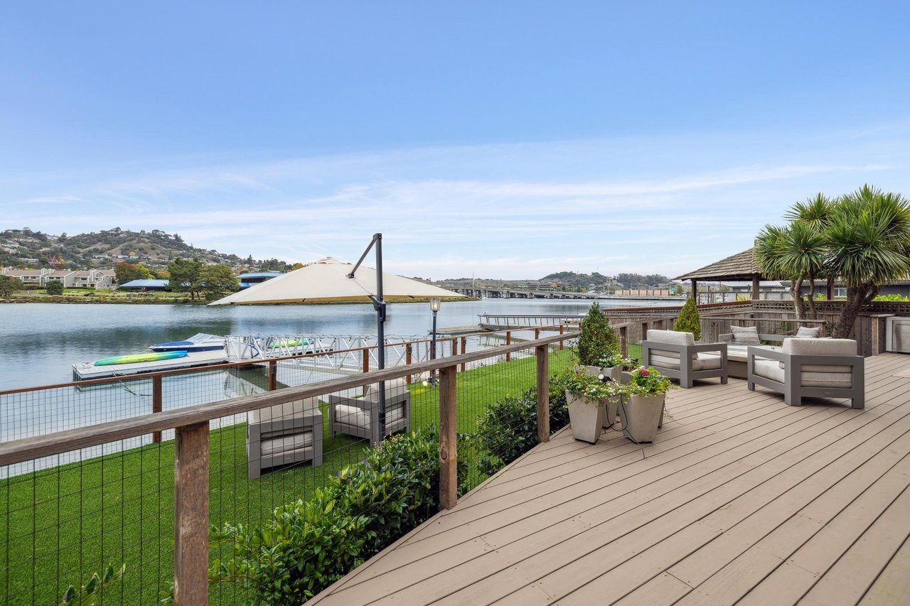 Luxurious Waterfront Home in Larkspur Marina