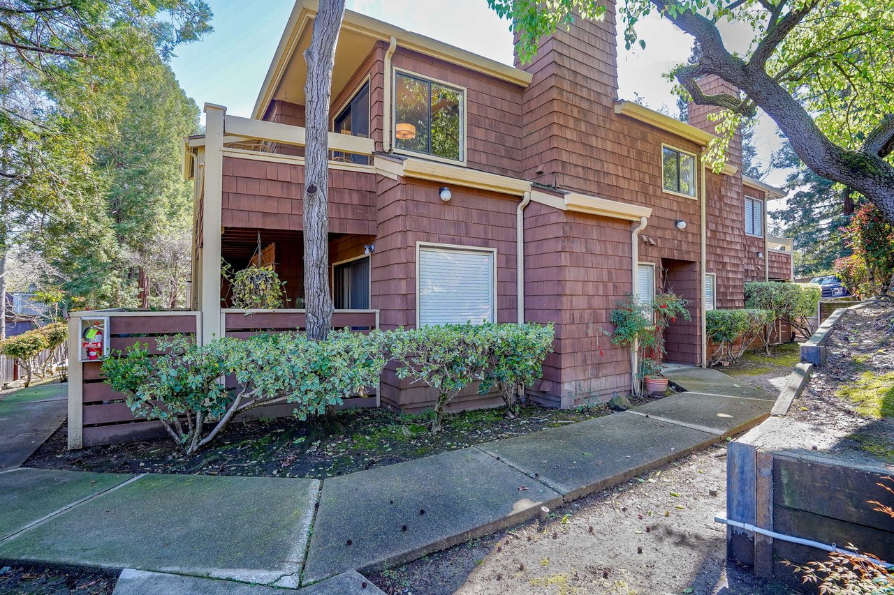 642 Fig Tree Ln, Martinez