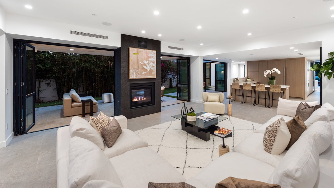 218 Alta Ave