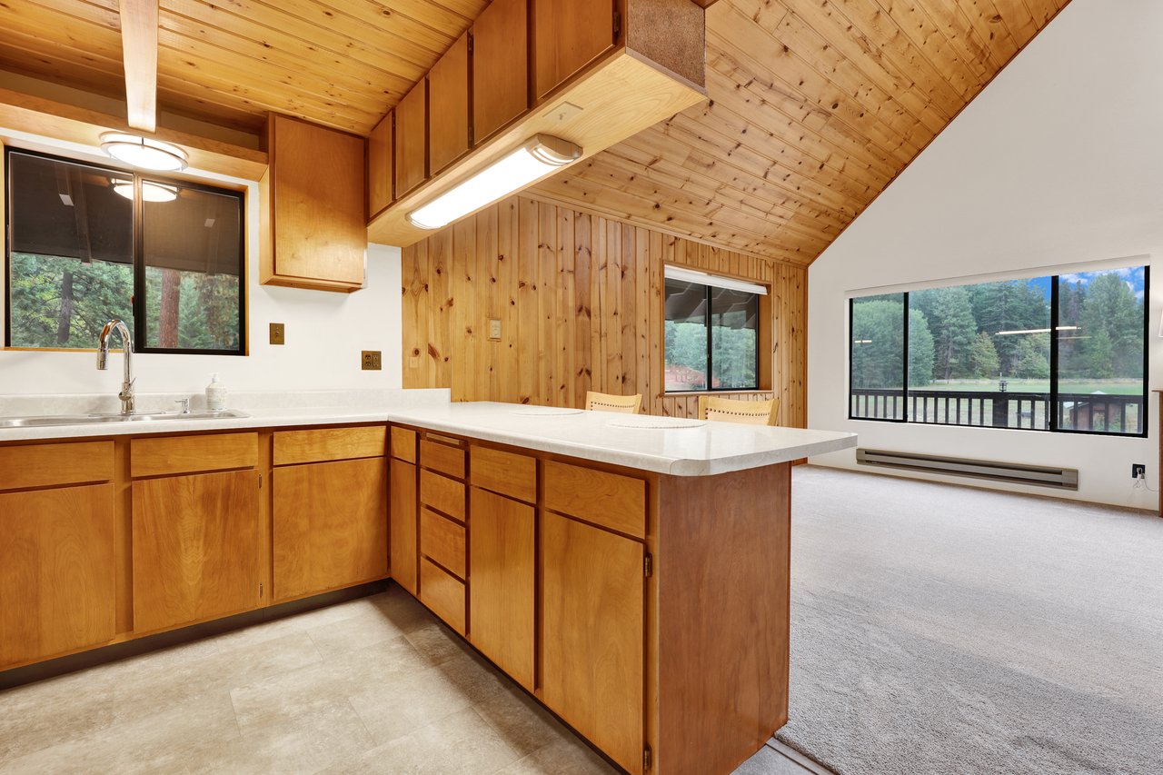 2001 Zrebiec Road, Cle Elum