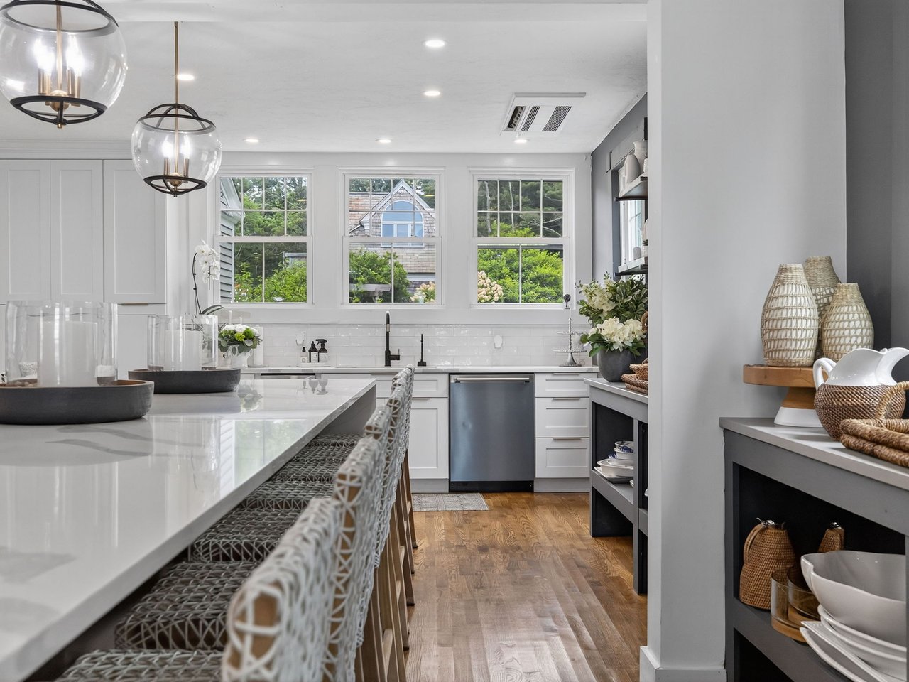 Waterfront Off Market Private Exclusive 