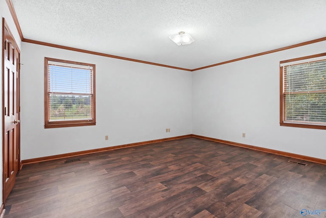 3303 Turnpike Rd